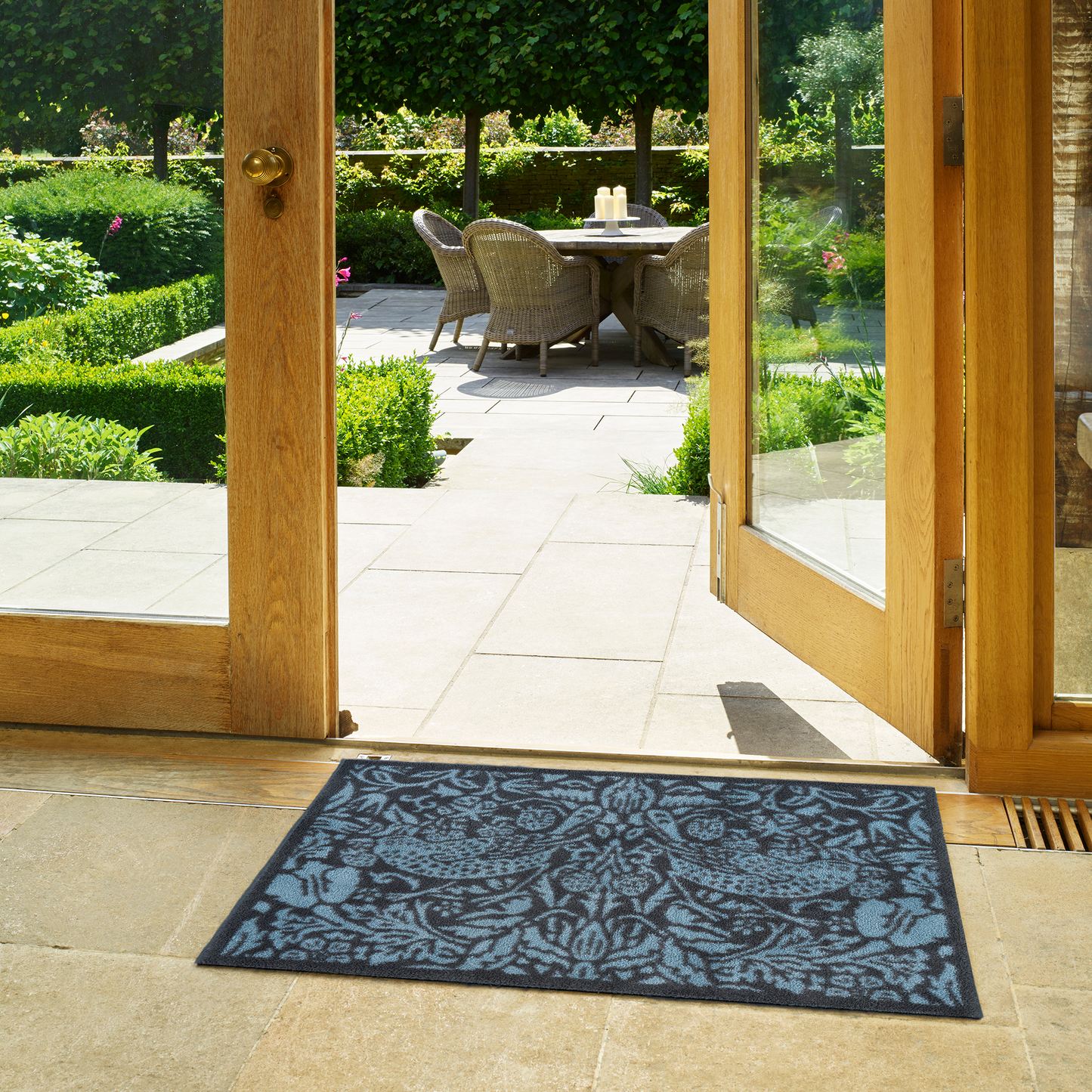 Pure Strawberry Thief - Blue