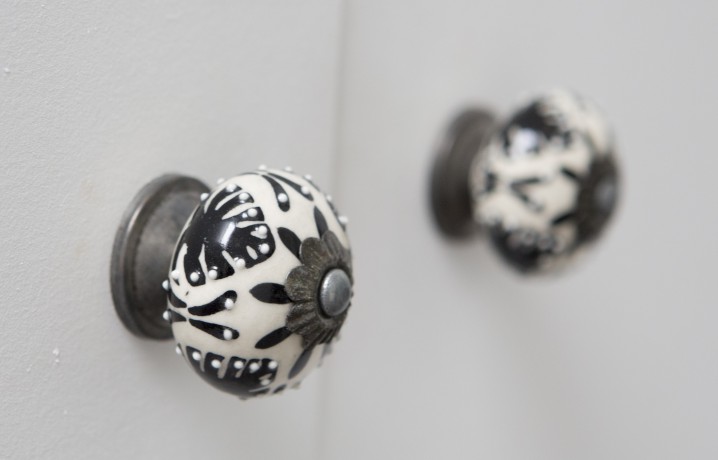 botanical printed black and white door knob