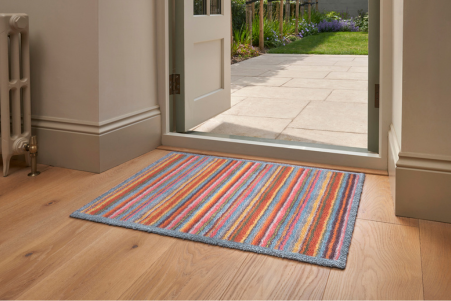 Brighten Your Doorway with Spring Design