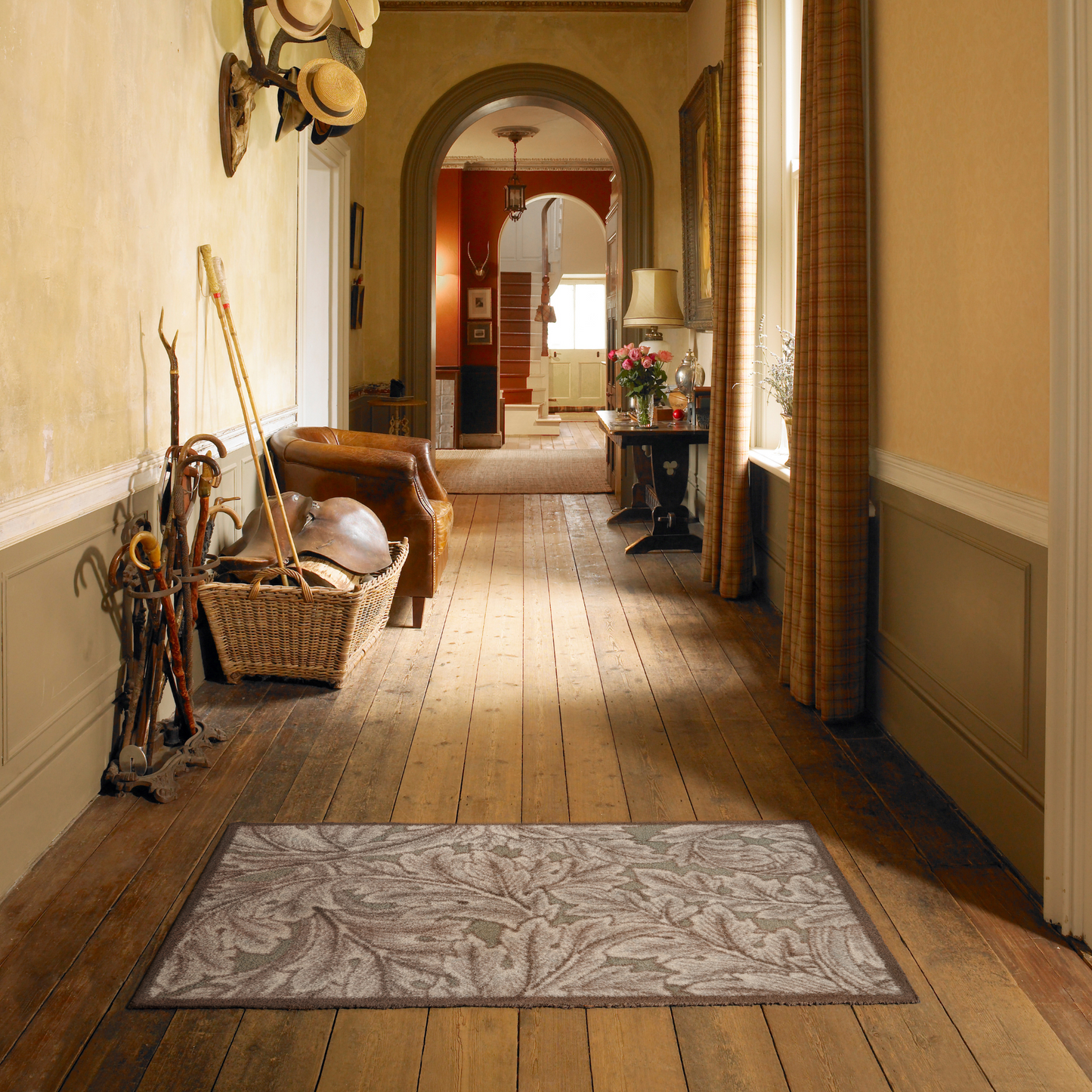 Acanthus - Brown